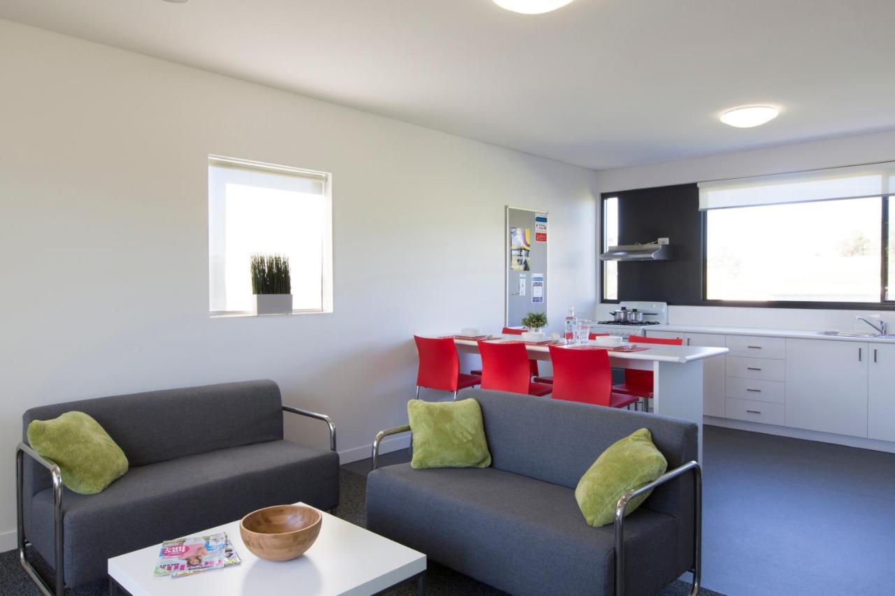 Western Sydney University Village - Campbelltown Exterior foto